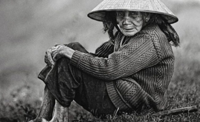 Bà nội là người luôn dành hết tình yêu thương và sự bao bọc cho con cháu