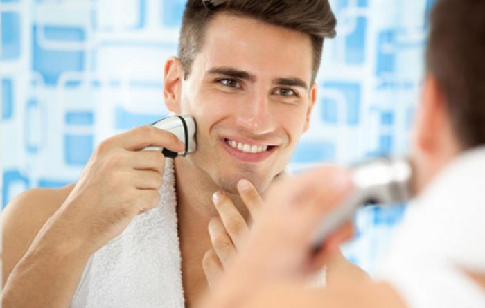 Nằm mơ thấy cạo râu bị chảy máu là điềm dữ